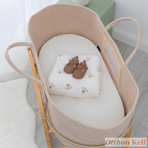 Clevamama babaöböl, mózes kosár ClevaFoam matraccal és álvánnyal