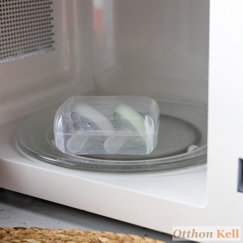 Tommee Tippee Breastlike anyamell formájú éjszakai cumi 0-6 2 db