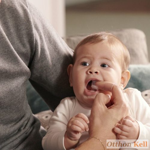 Chicco Oral Gel Set - fogzás gél szett ujjfogkefével és tartótokkal