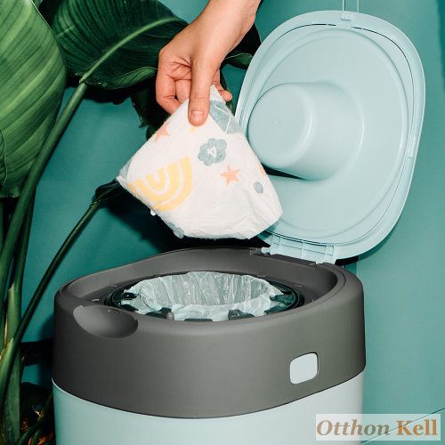 Tommee Tippee pelenkacsomagoló Twist and Click kék