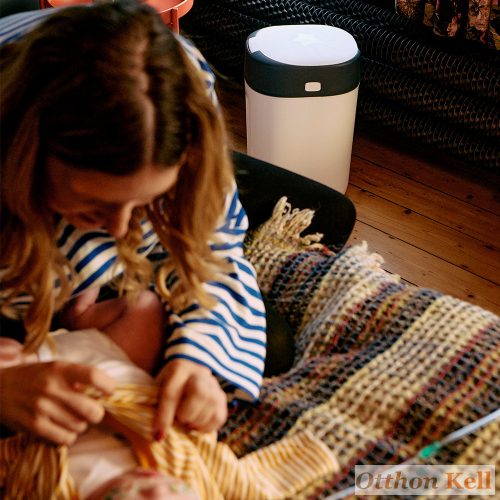 Tommee Tippee pelenkacsomagoló utántöltő 4db, pelenkatároló szemetessel Twist & Click